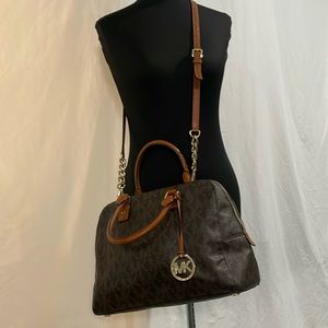 Cross body Michael Kors Brown Signature Satchel Purse